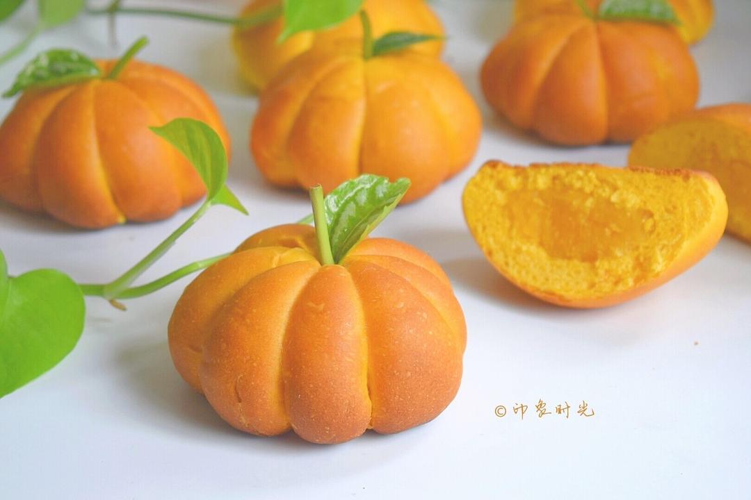 南瓜奶黄包