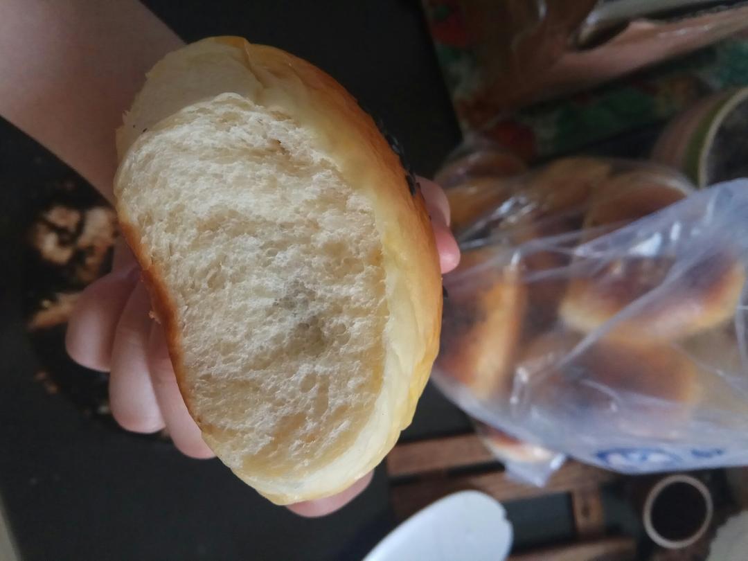 超软牛奶面包