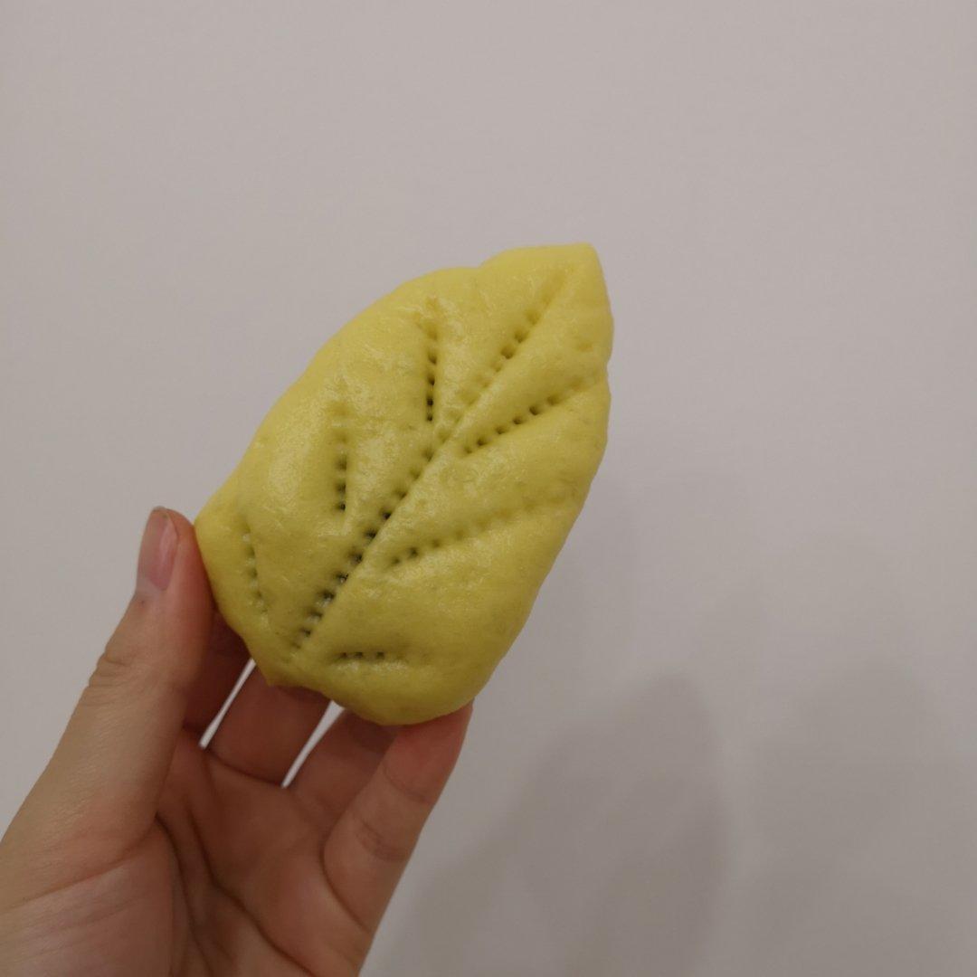 叶形包子