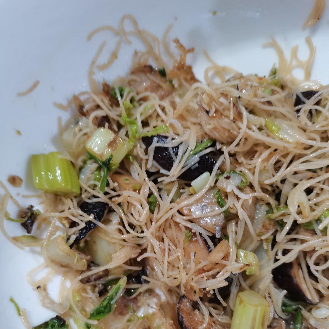 温州雁荡山炒粉干 妈妈教我用超简单的方法来炒