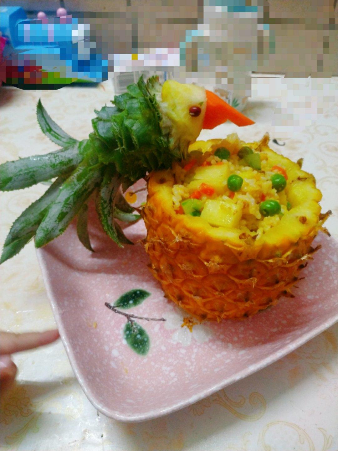 鸟语花香菠萝炒饭