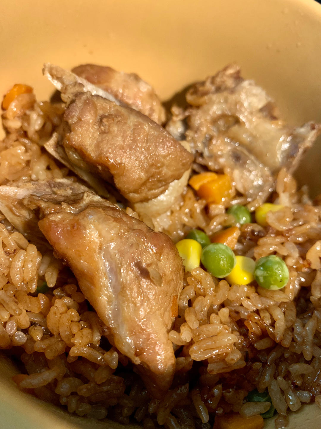 超简单的真香排骨焖饭！馋哭隔壁家小孩儿😋