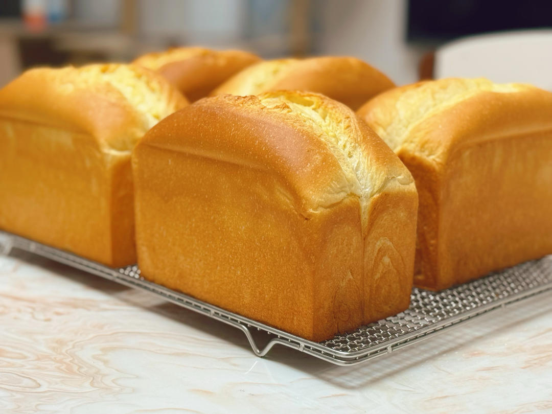 超软鲜牛乳巨蛋吐司