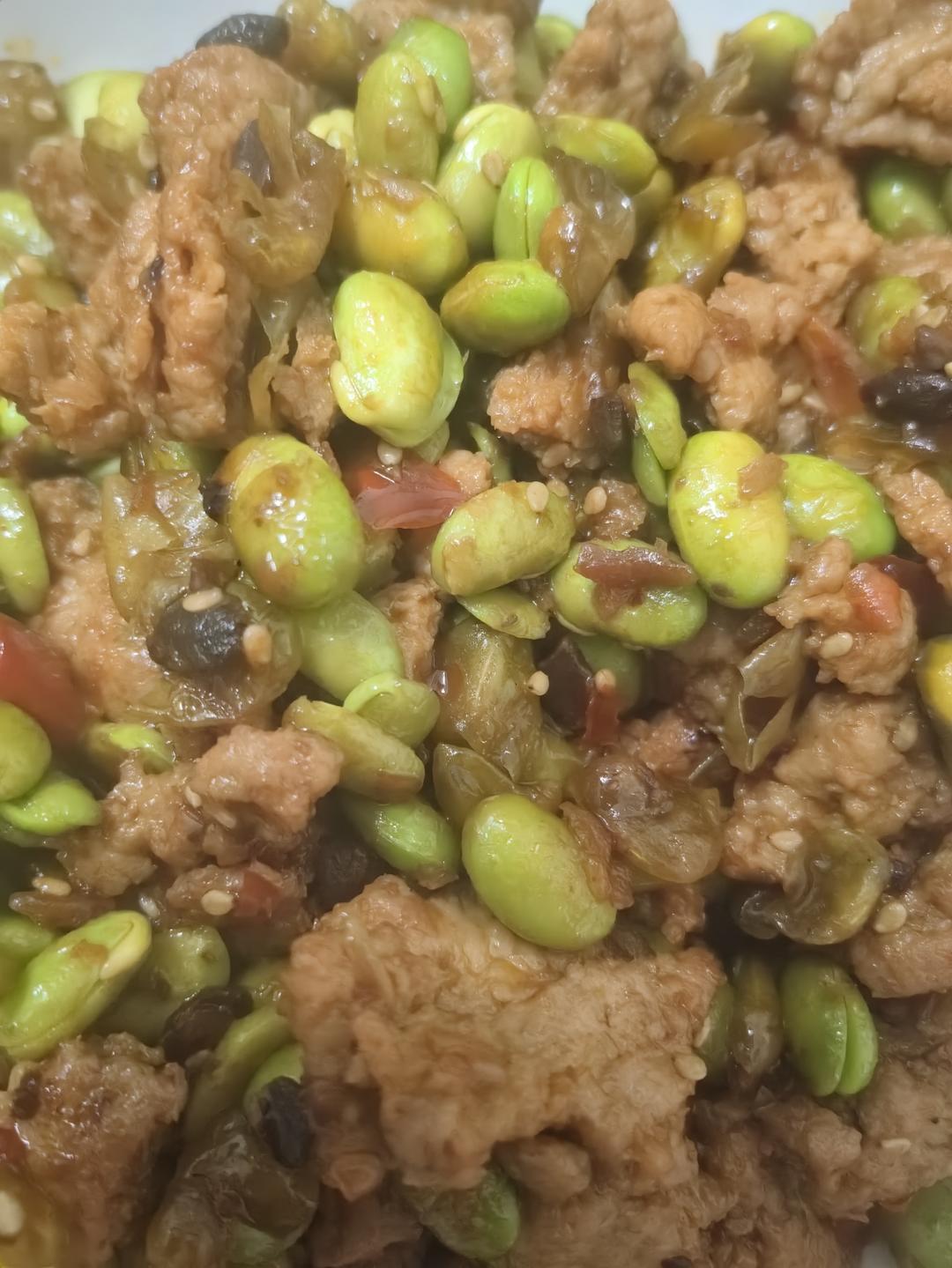 超级下饭的毛豆炒肉沫，比凉拌毛豆香