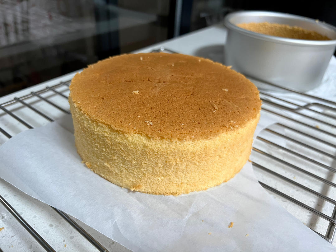 超柔软6寸戚风蛋糕(附8寸配方)零失败 超详细‼️含操作视频