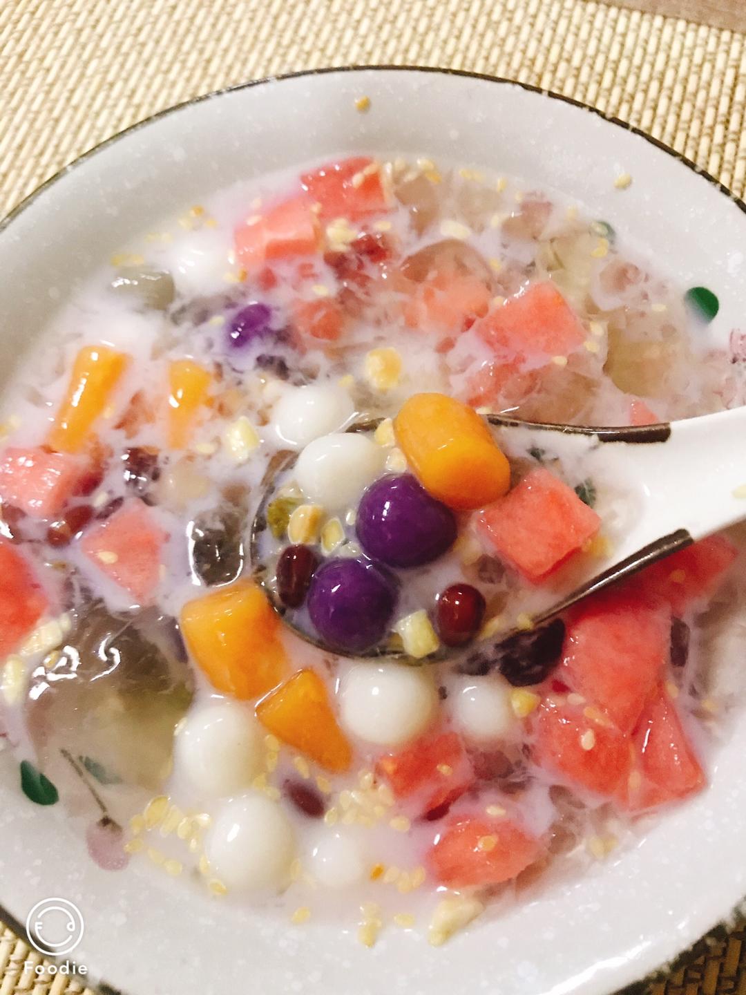 手搓冰粉（椰汁水果）的做法