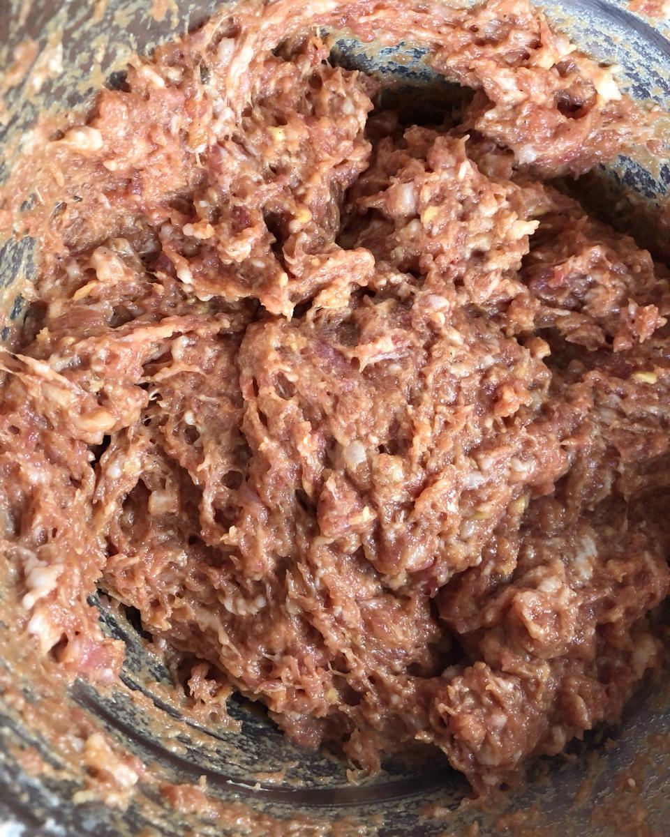 论肉馅的拌制方法