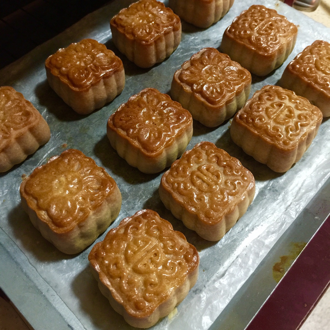 广式枣泥月饼