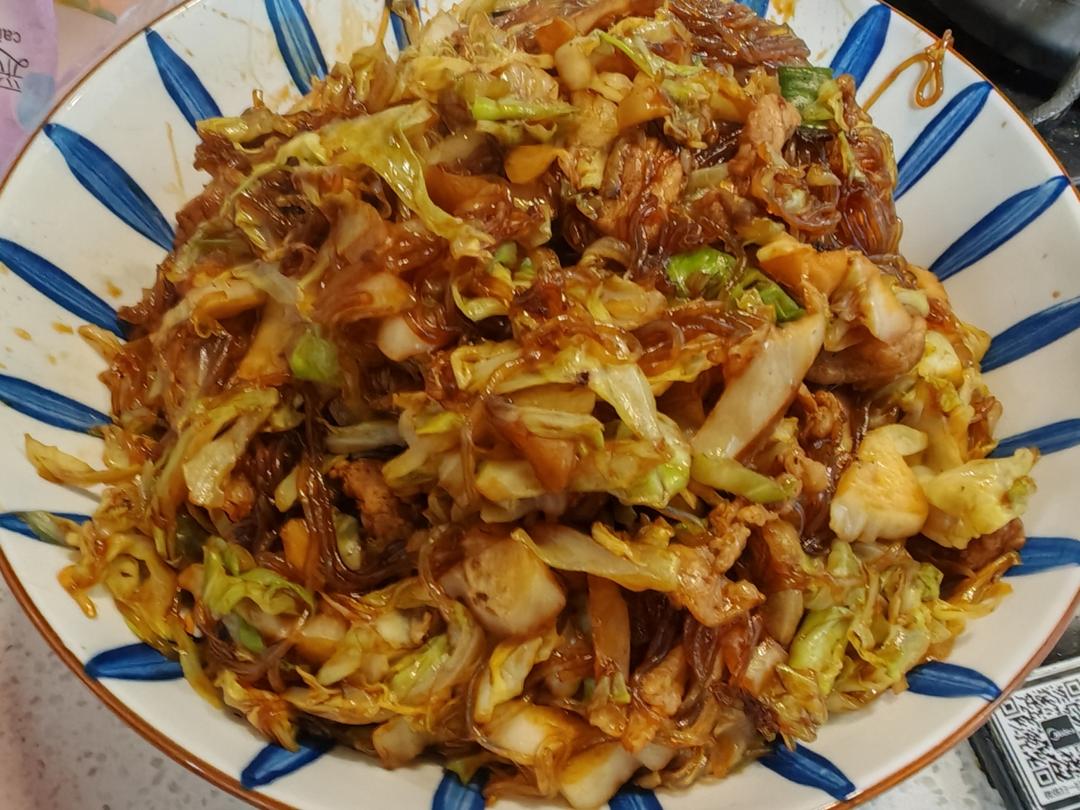 最近爱吃粉丝粉条～包菜炒粉丝
