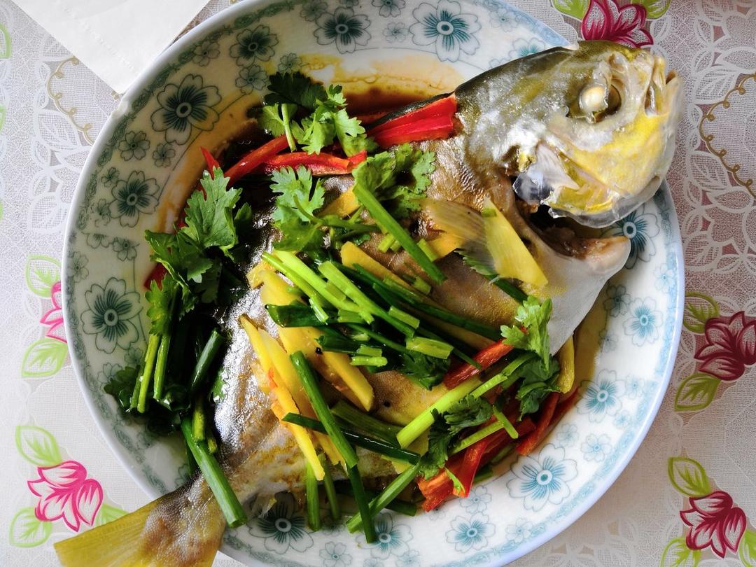 清蒸鲳鱼