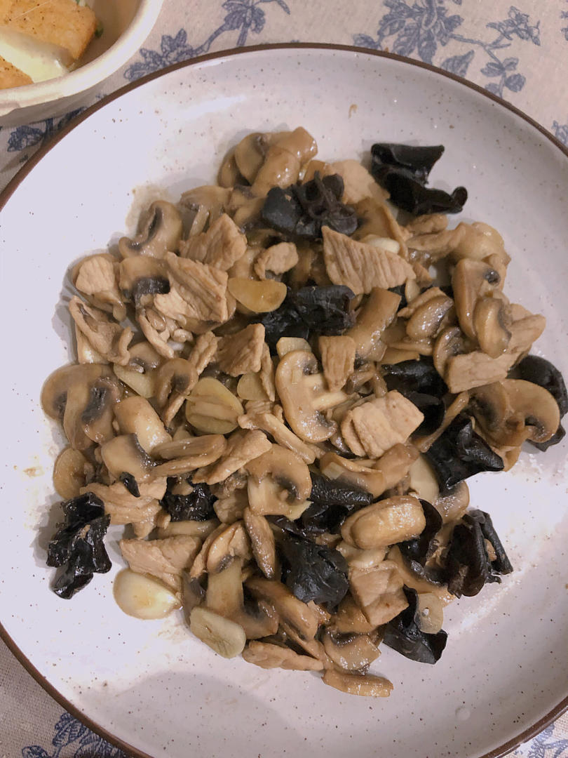 红烧蘑菇/炒口蘑