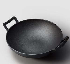 「月澜姐」厨具知识：“铁锅保养”。用对方法，让铁锅成为你的“专宠”的做法 步骤1