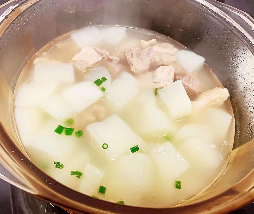 小排萝卜汤