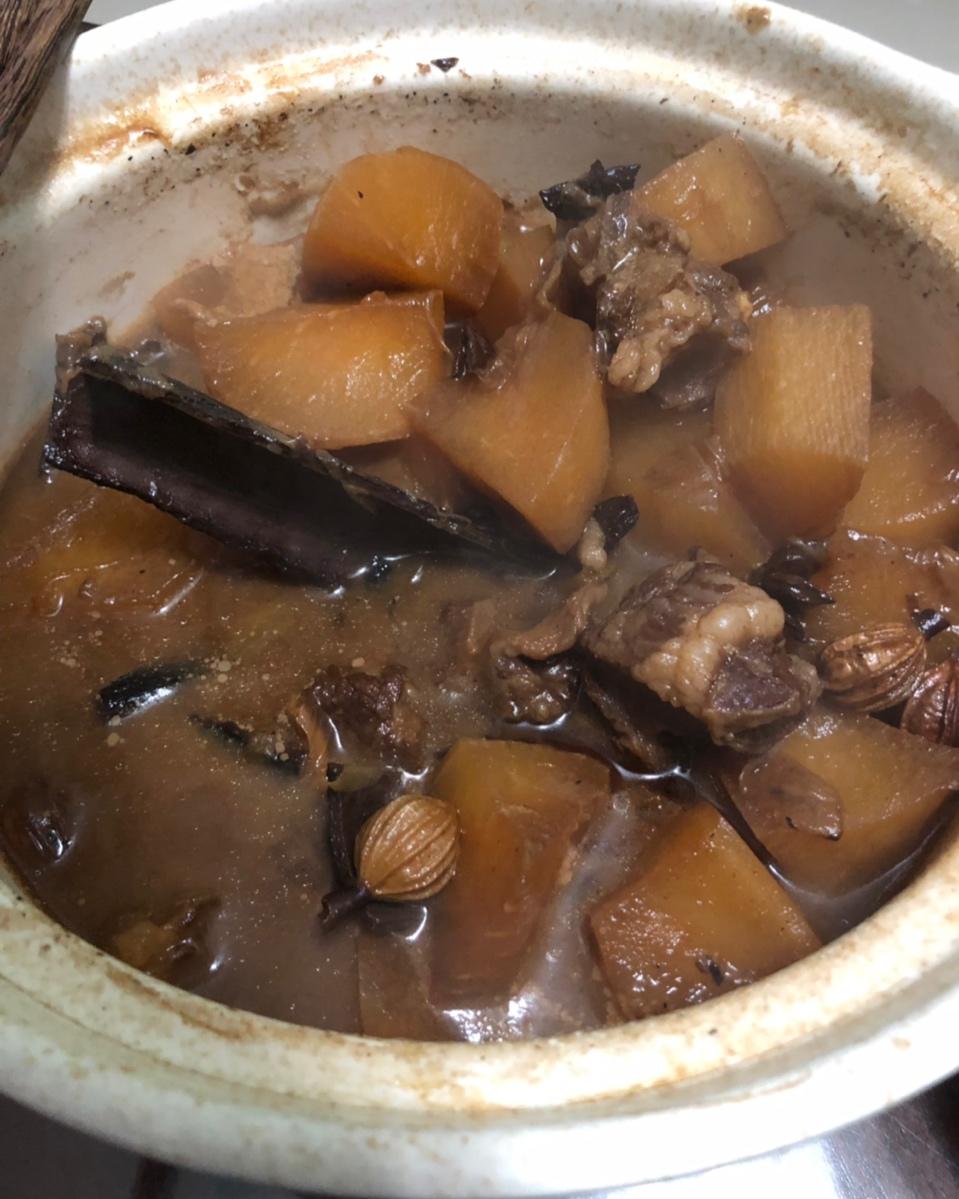 萝卜牛腩饭