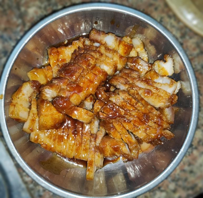 有叉烧口感的五花肉的做法
