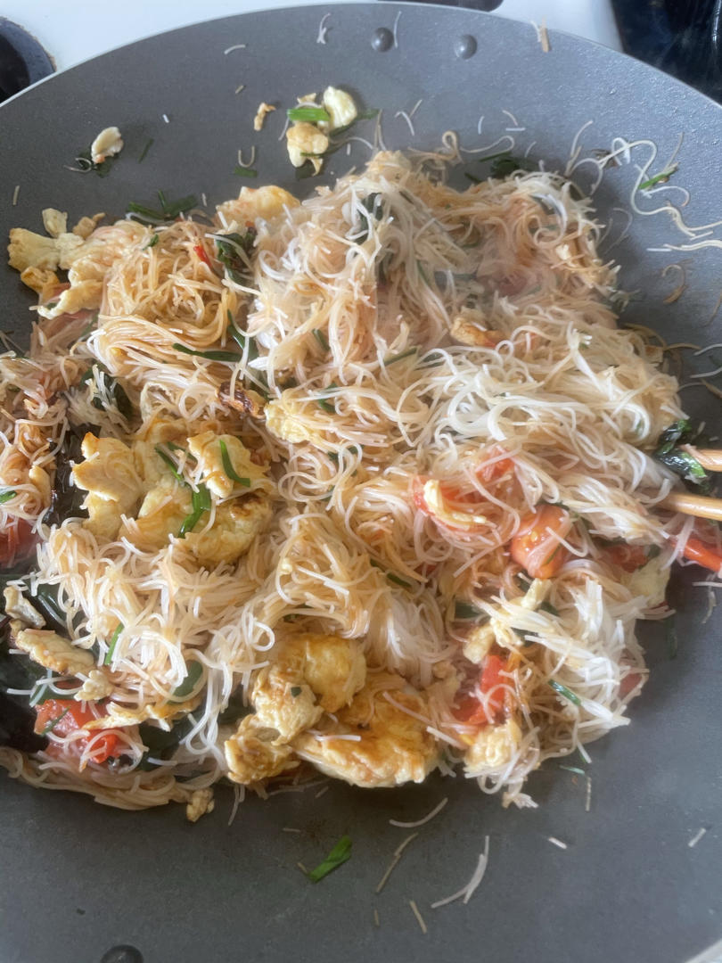 鸡蛋炒米粉，正确泡发干米粉，不碎、不坨、不粘锅、口感Q弹