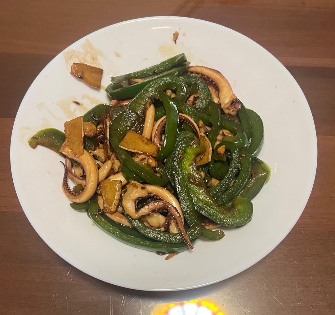 爆炒鱿鱼须，鱿鱼须一定要焯水！