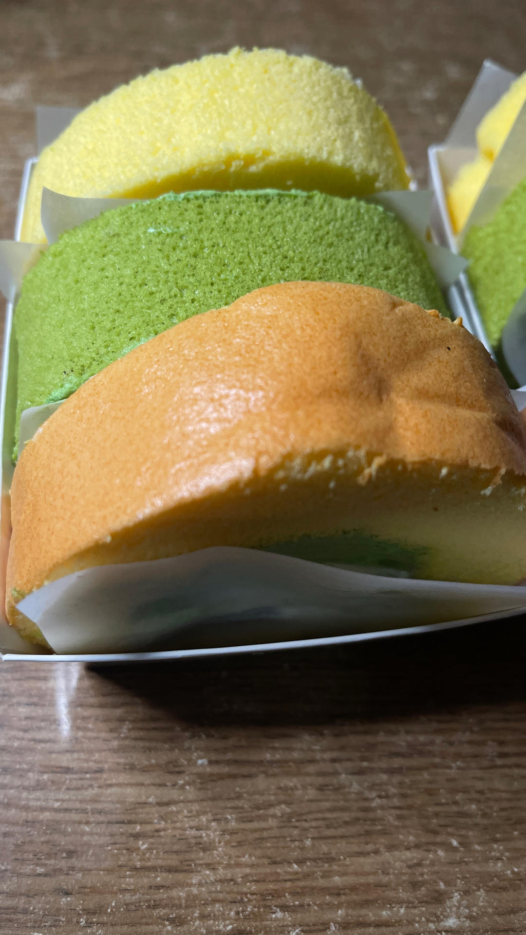 蛋糕卷这样做‼️不掉皮不开裂（小视频食谱）