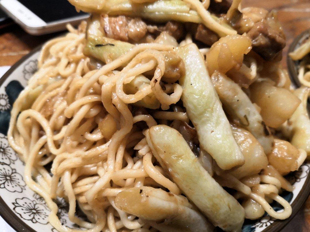 豆角焖面