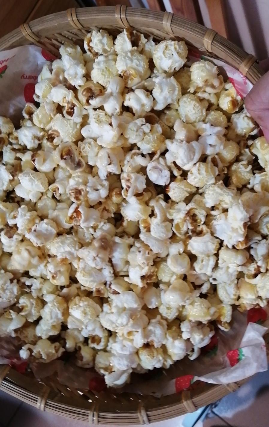 爆米花来了！！！超级简单易上手的焦糖/巧克力爆米花