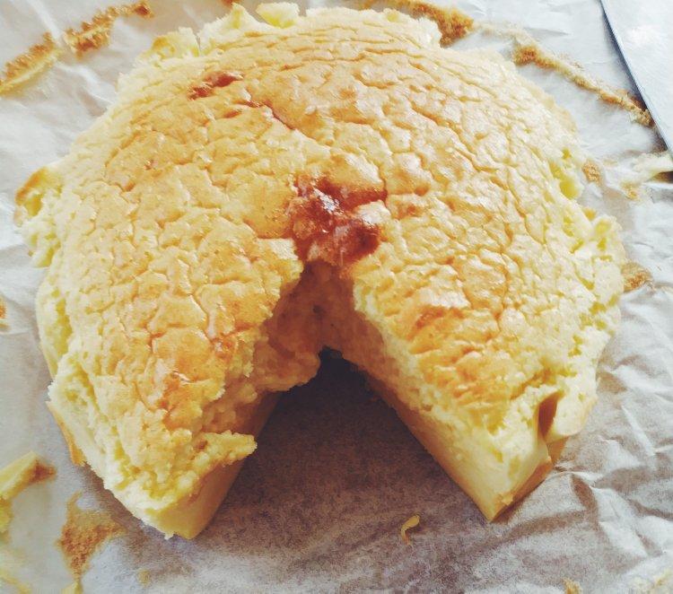 芝士爆浆流心半熟蛋糕