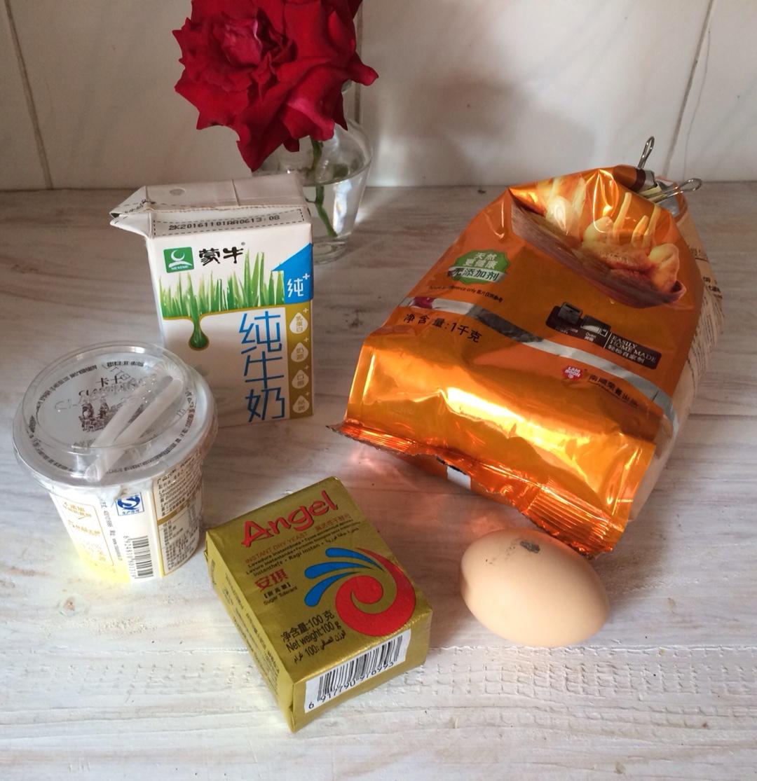 纯奶手撕吐司的做法 步骤1