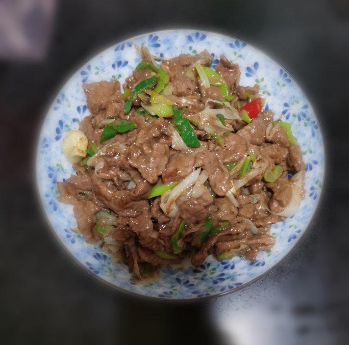 孜然大葱炒牛肉