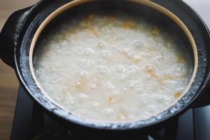 松茸干贝海米砂锅粥🍲的做法 步骤4