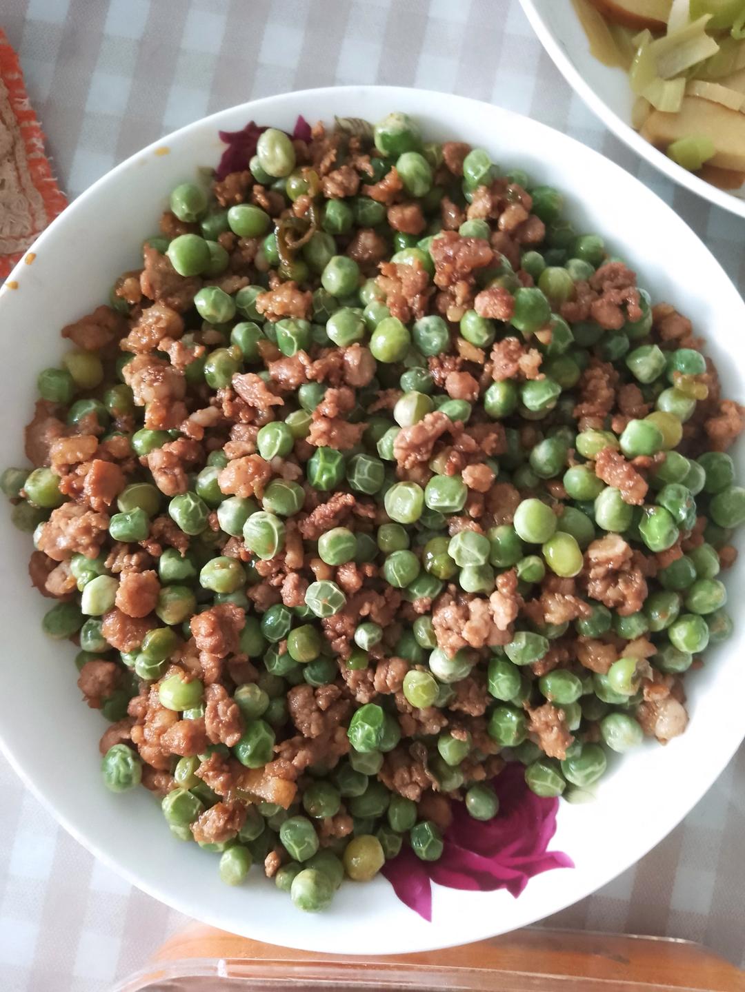 超下饭的豌豆肉沫