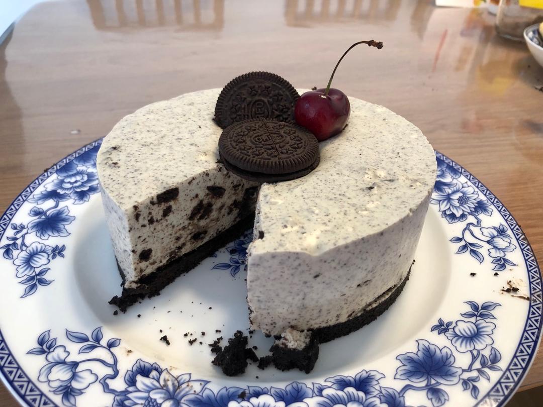 【奥利奥冻芝士蛋糕】拯救新手的免烤美味甜点