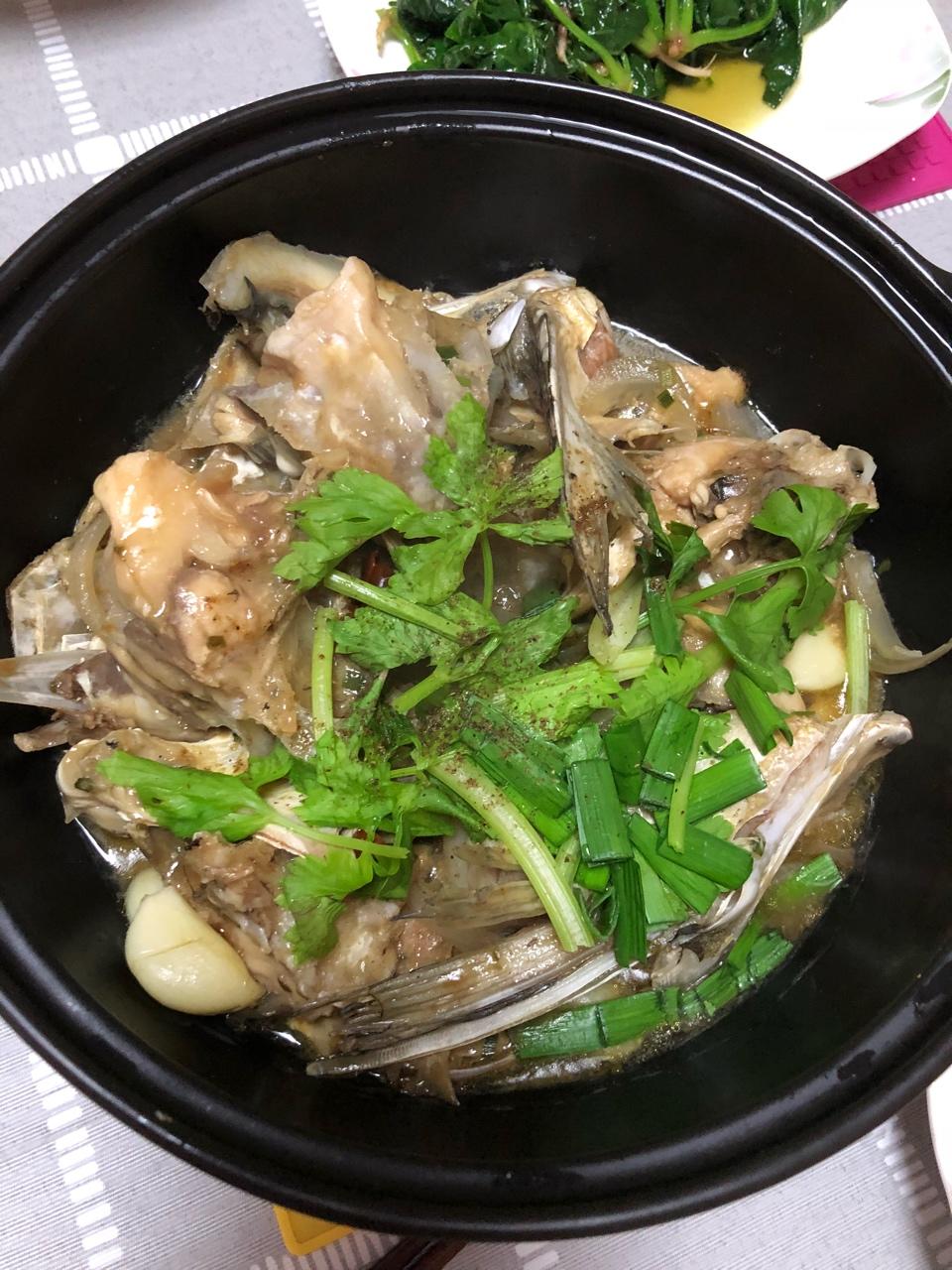 张亮砂锅鱼头—中餐厅