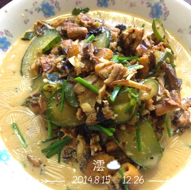青瓜紫苏焖黄鳝