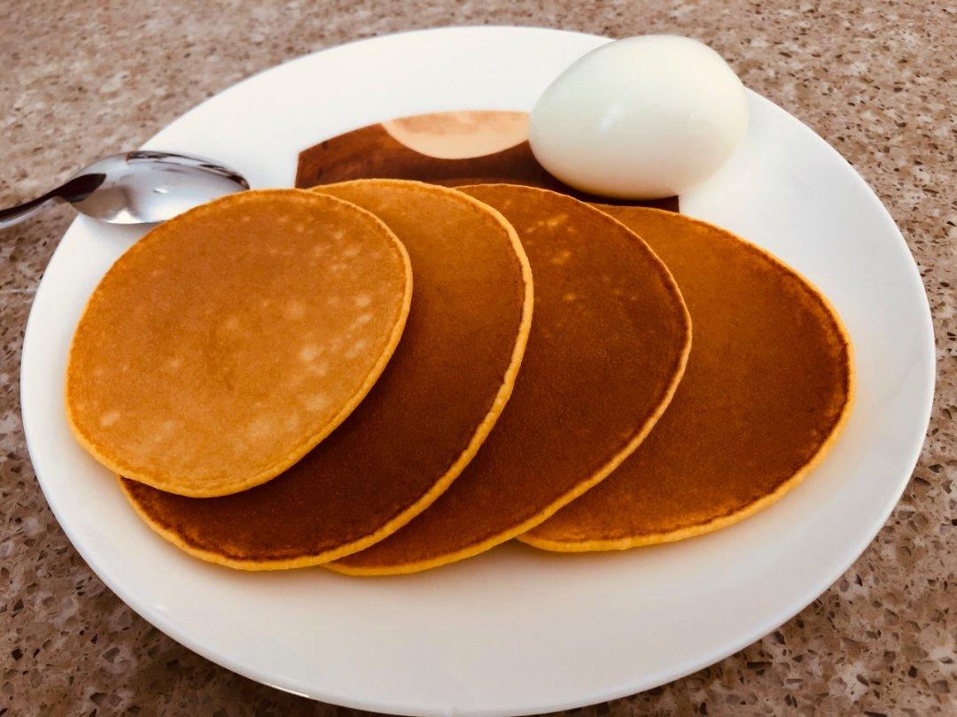 鸡蛋玉米饼（附松饼煎圆的方法）