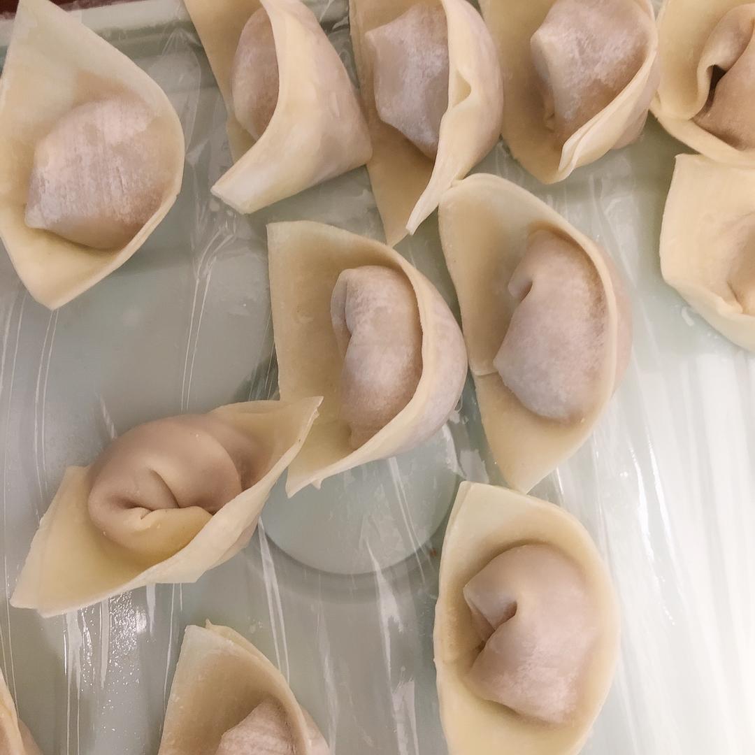 鲜肉虾仁玉米馄饨