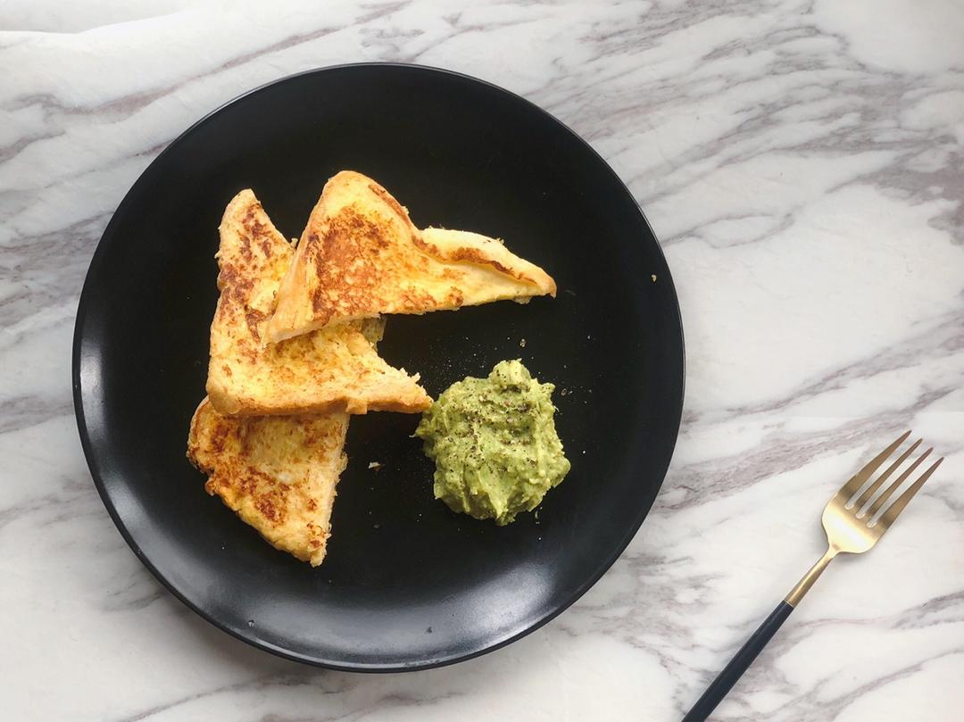 凿壁偷光吃早餐