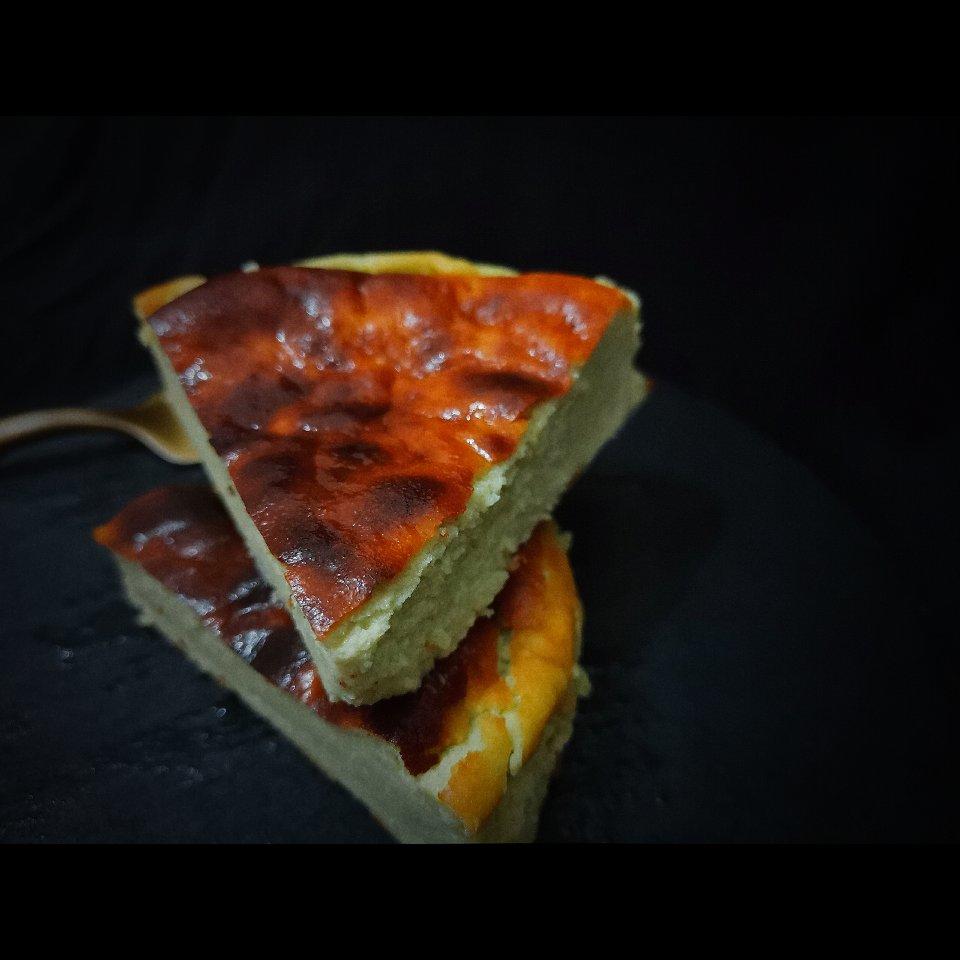 巴斯克式烤芝士蛋糕[超简单][搬运]