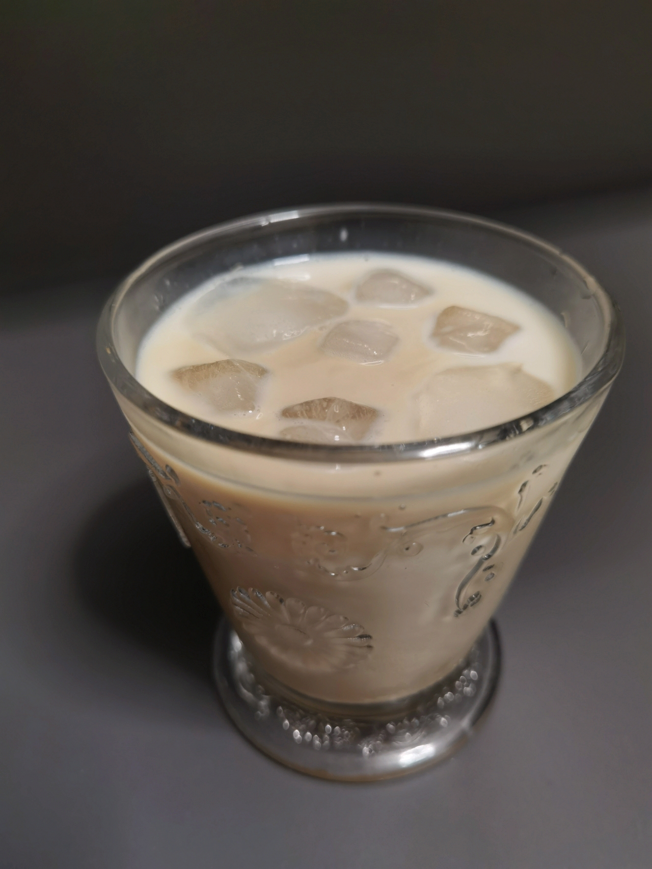 生椰拿铁 厚椰乳浓缩咖啡 Coconut Latte