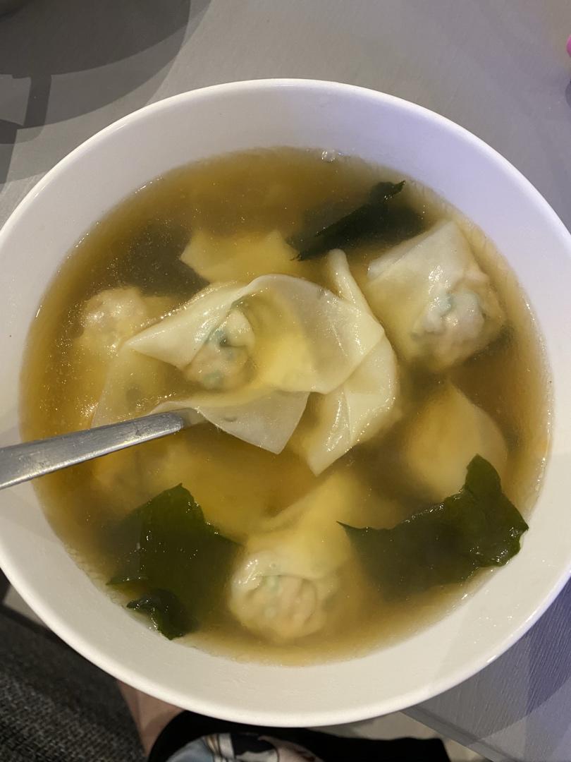 鲜肉小馄饨（调馅+馄饨包法）