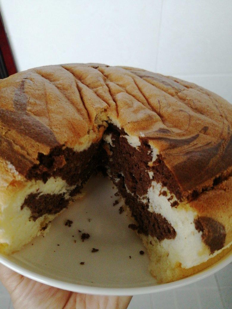 双色拉花戚风蛋糕