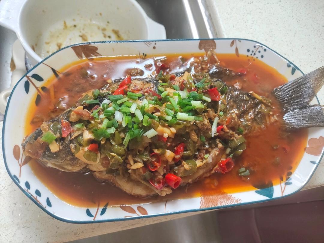 红烧鲫鱼