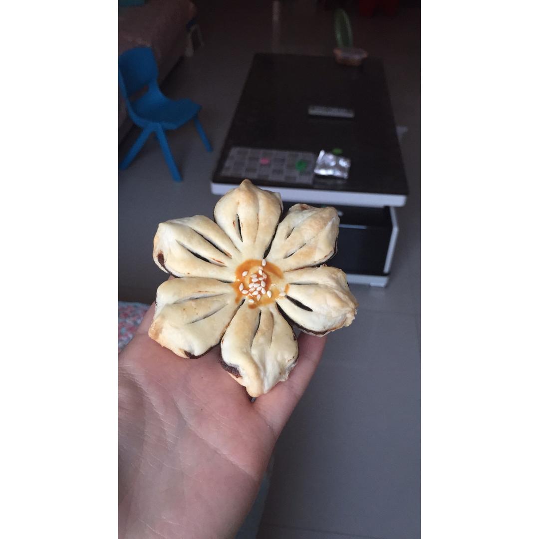 枣花酥，枣泥菊花酥
