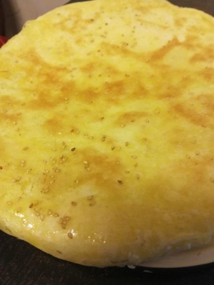 椒盐发面饼 Sesame Pancake