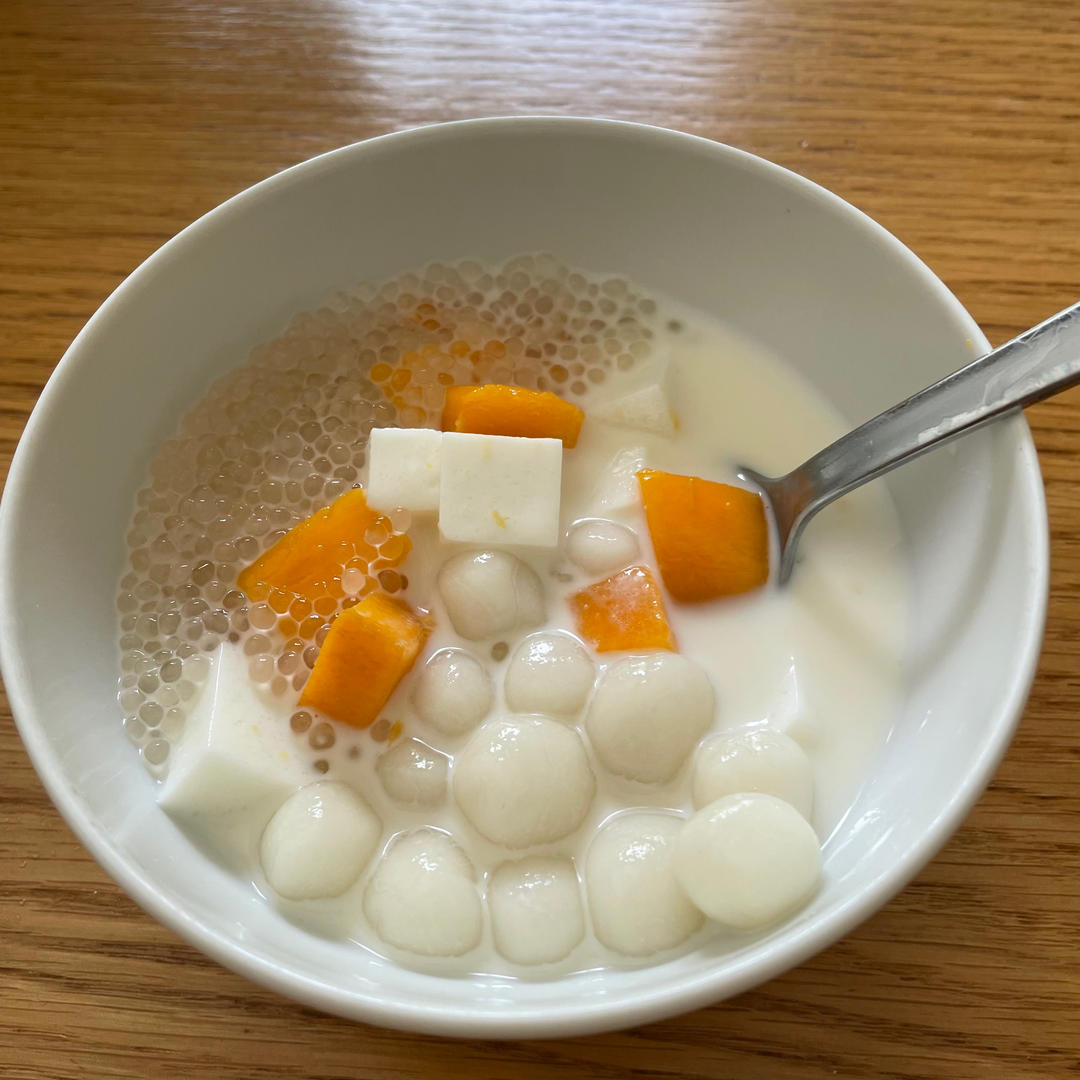 椰奶冻多芒小丸子（白凉粉版）