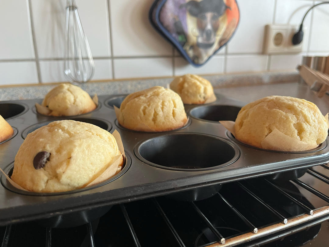 Bakery style chocolate chip muffins