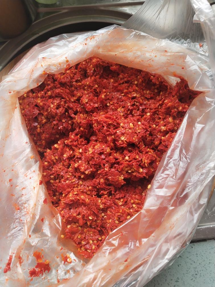 真假粑粑辣椒的做法