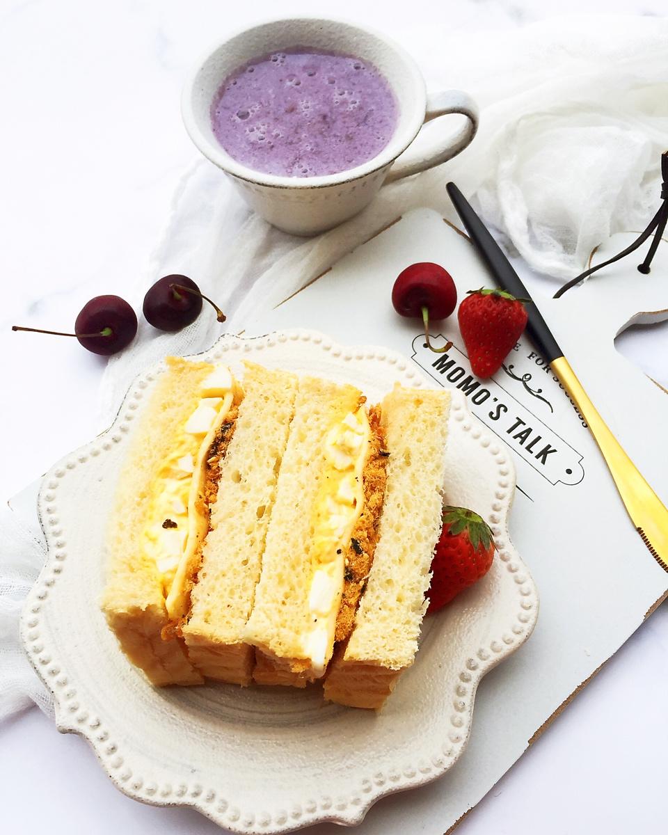 鸡蛋芝士肉松三明治