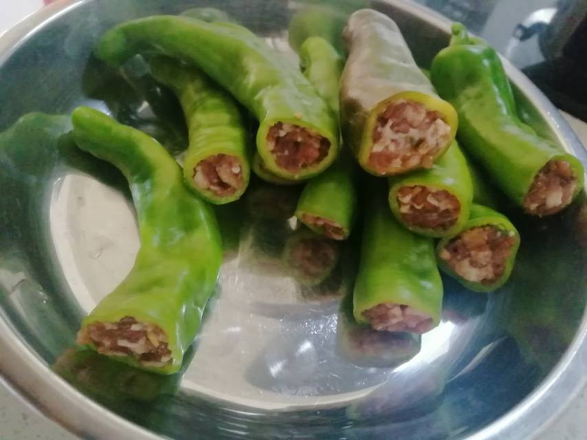肉酿虎皮青椒