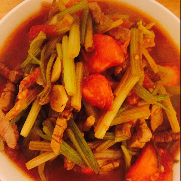芹菜炒肉