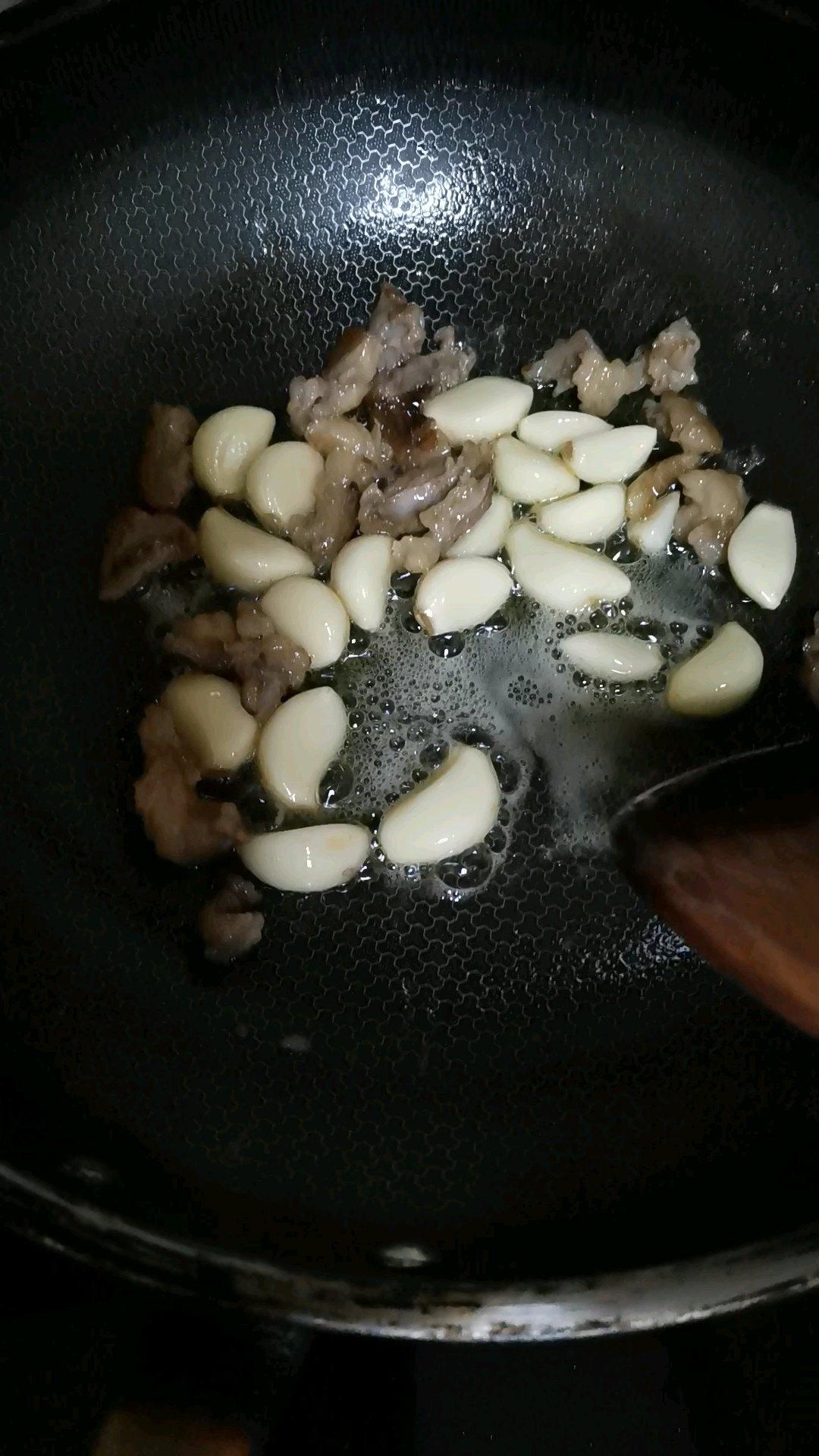 蒜香牛肉粒
