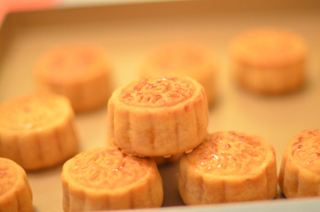 金沙奶黄月饼